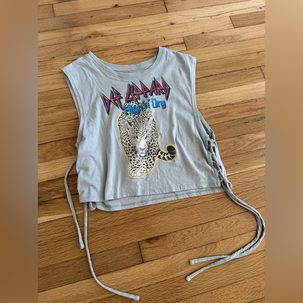 Def Leppard Gray High ‘n’ Dry Leopard Animal Muscle Lace Cropped Tank Top